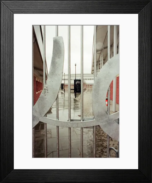 Framed Print : Sculptures of Greek Goddess Ceres and Aphrodite, which are on display at The Neptune Framed Print : Sculptures of Greek Goddess Ceres and Aphrodite, which are on display at The Neptune