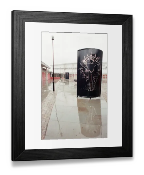 Framed Print : Sculptures of Greek Goddess Ceres and Aphrodite, which are on display at The Neptune Framed Print : Sculptures of Greek Goddess Ceres and Aphrodite, which are on display at The Neptune