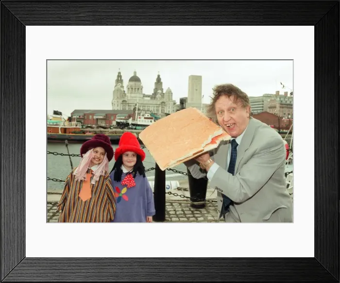 Framed Print : Ken Dodd launches the bring back the jam butty campaign Framed Print : Ken Dodd launches the bring back the jam butty campaign