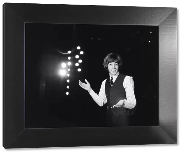Robin Gibb, Singer, rehearsing on stage at the London Palladium ahead of his first solo
