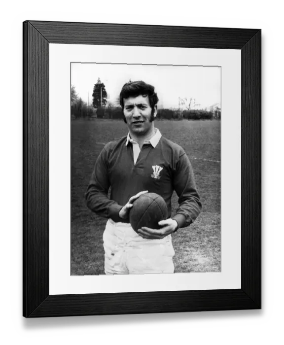 Framed Print : Wales international rugby union player John Dawes pictured at Lampton Comprehensive Framed Print : Wales international rugby union player John Dawes pictured at Lampton Comprehensive