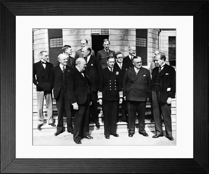 Framed Print : VE Day celebrations in London at the end of the Second World War