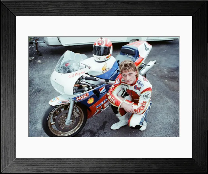 Framed Print : Carl Fogarty, Motorbike Racer, aged 23 years old, 22nd September 1988