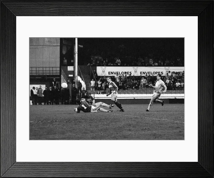 Framed Print : English League Division Three match at Ayresome Park. Middlesbrough 4 v Bournemouth Framed Print : English League Division Three match at Ayresome Park. Middlesbrough 4 v Bournemouth
