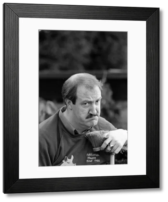 Framed Print : Actor Gorden Kaye in Huddersfield. 4th November 1985 Framed Print : Actor Gorden Kaye in Huddersfield. 4th November 1985