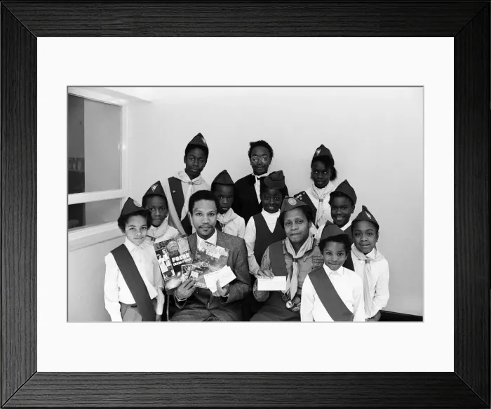 Framed Print : Thank you, one and all. Handing over this £220 for the Bodyscanner Appeal are these