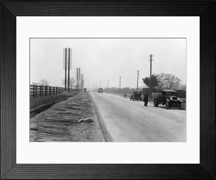 Framed Print : New main road being constructed at Gerrards Cross, Buckinghamshire. Circa 1930 Framed Print : New main road being constructed at Gerrards Cross, Buckinghamshire. Circa 1930