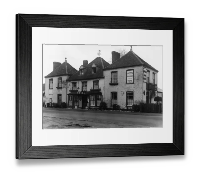 Framed Print : The Berkeley Arms Hotel, Cranford, London, shortly before it