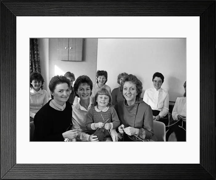 Framed Print : Four-year-old Ruth Malton gets the needles clicking to raise money for a specialist Framed Print : Four-year-old Ruth Malton gets the needles clicking to raise money for a specialist