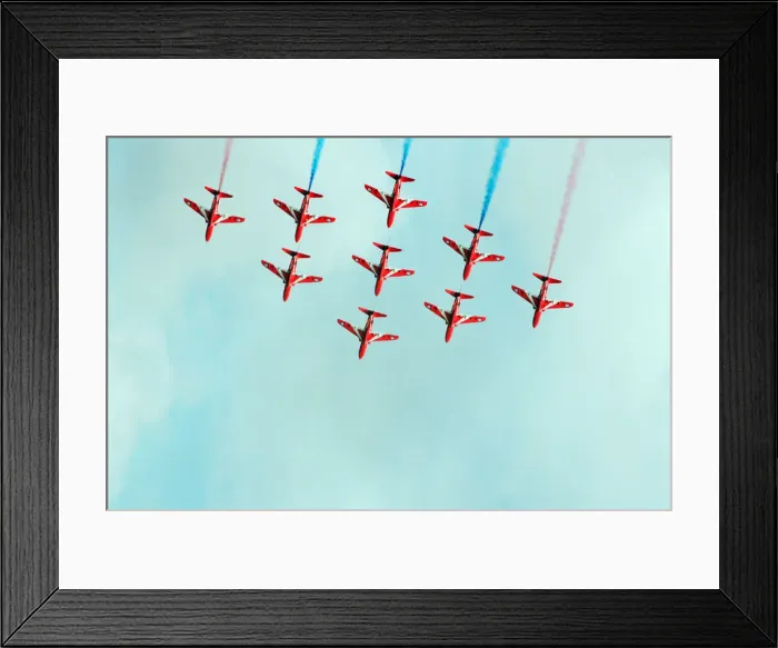 Framed Print : The Red Arrows, RAF Aerobatic Team, performing at the 1993 500 CC British Motorcycle Framed Print : The Red Arrows, RAF Aerobatic Team, performing at the 1993 500 CC British Motorcycle
