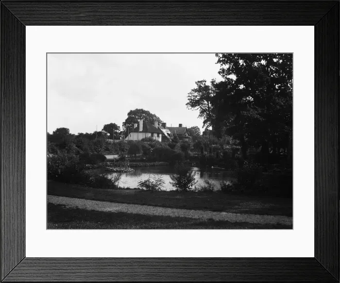 Framed Print : View of the pond in Beaconsfield. Circa 1931 Framed Print : View of the pond in Beaconsfield. Circa 1931