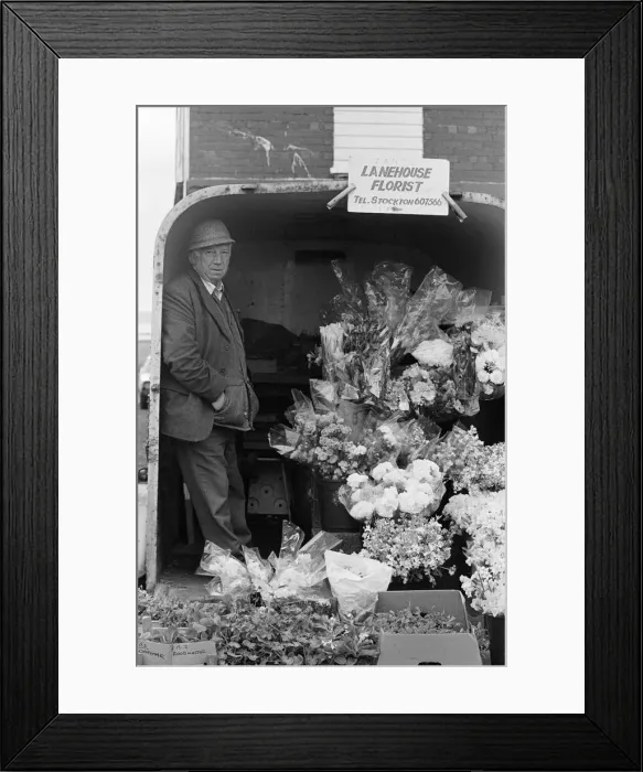 Framed Print : Redcar Market, 9th May 1987 Framed Print : Redcar Market, 9th May 1987