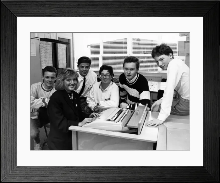 Framed Print : Students from St Marys Sixth Form College, Middlesbrough, 4th October 1988 Framed Print : Students from St Marys Sixth Form College, Middlesbrough, 4th October 1988