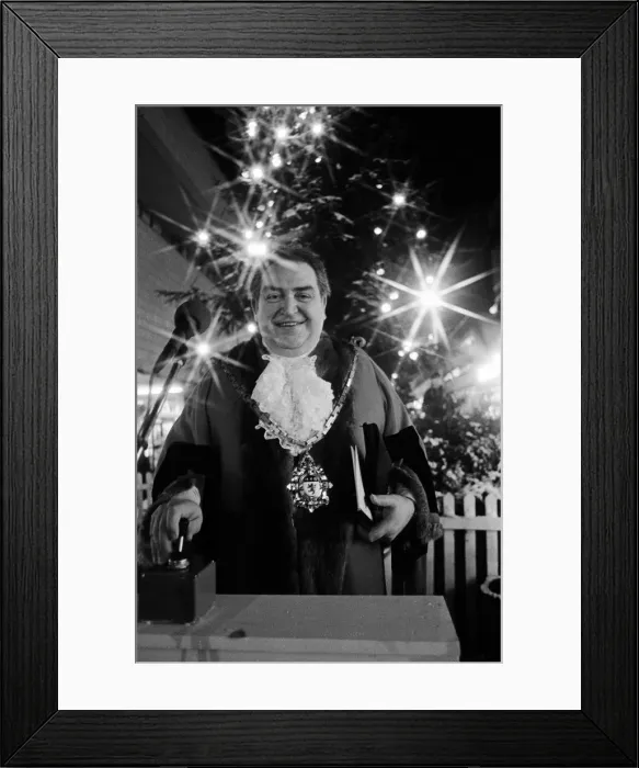 Framed Print : Middlesbrough Christmas Lights switched on by Mayor, Middlesbrough, North Yorkshire Framed Print : Middlesbrough Christmas Lights switched on by Mayor, Middlesbrough, North Yorkshire