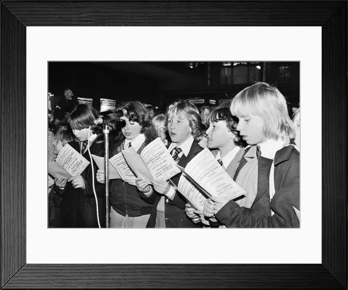 Framed Print : Middlesbrough Christmas Lights switched on by Mayor, Middlesbrough, North Yorkshire Framed Print : Middlesbrough Christmas Lights switched on by Mayor, Middlesbrough, North Yorkshire
