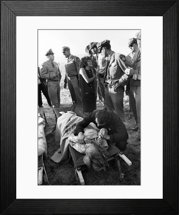 Framed Print : The Beatles 1964 American Tour San Francisco. (Picture shows Framed Print : The Beatles 1964 American Tour San Francisco. (Picture shows