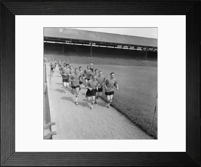 Framed Print : Newcastle FC, Pre Season Training, players jogging around pitch, St James Park