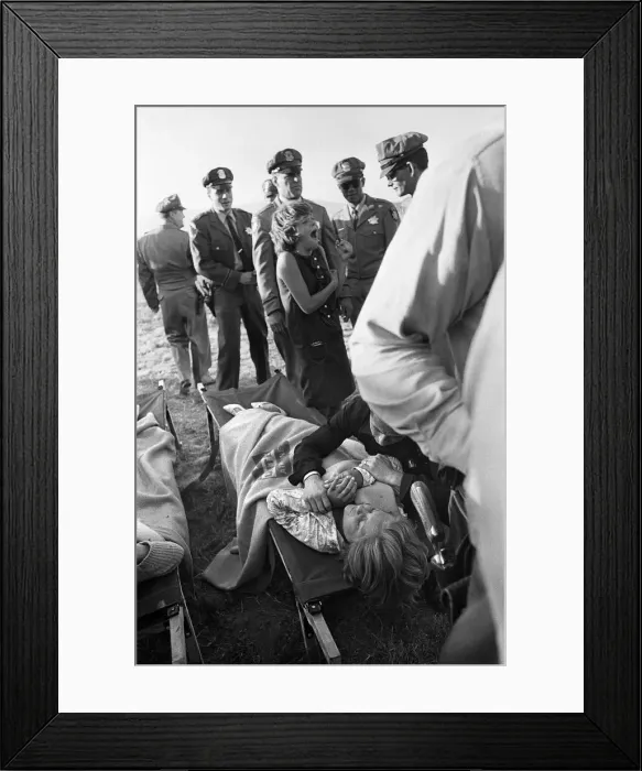 Framed Print : The Beatles 1964 American Tour San Francisco. (Picture shows Framed Print : The Beatles 1964 American Tour San Francisco. (Picture shows