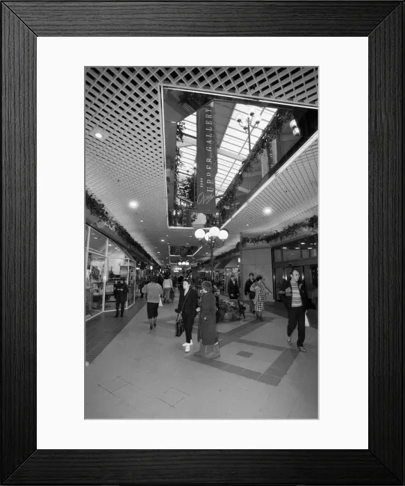 Framed Print : The newly opened Merry Hill Shopping Centre in Brierley Hill. 29th January 1990