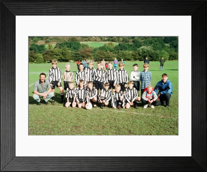 Framed Print : Linthwaite Under 11s Football Team, pictured ahead of their match against Netherton in Framed Print : Linthwaite Under 11s Football Team, pictured ahead of their match against Netherton in