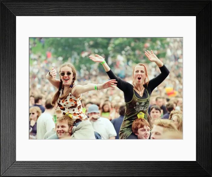 Framed Print : 1996 Oasis, music group, performing o stage, Balloch Castle Country Park Balloch Framed Print : 1996 Oasis, music group, performing o stage, Balloch Castle Country Park Balloch