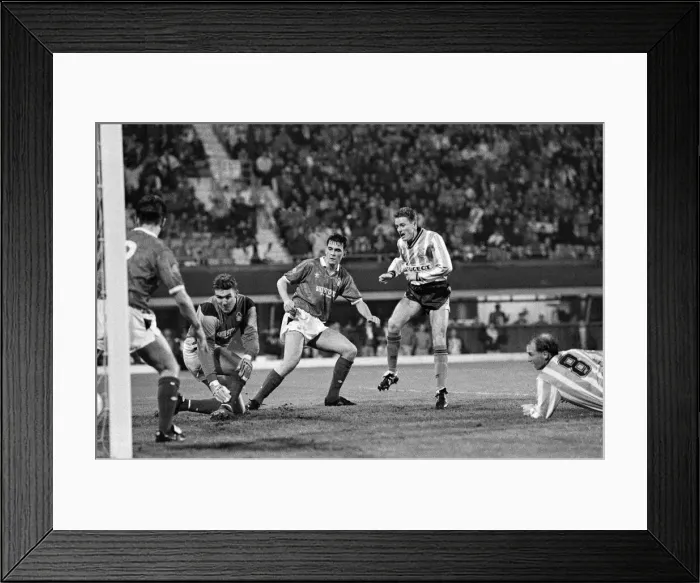 Framed Print : Coventry City 5 v Nottingham Forest 4. Fourth Round of the Rumbelows Cup