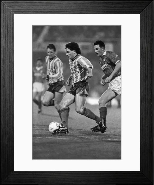 Framed Print : Coventry City 5 v Nottingham Forest 4. Fourth Round of the Rumbelows Cup Framed Print : Coventry City 5 v Nottingham Forest 4. Fourth Round of the Rumbelows Cup