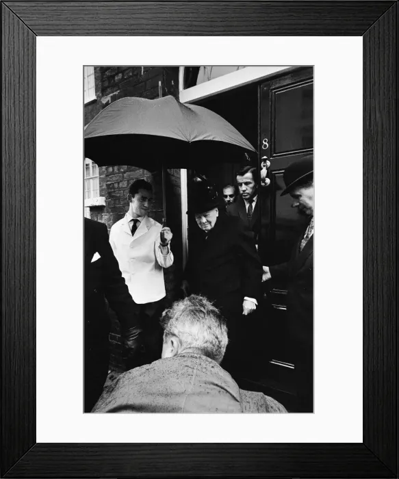 Framed Print : Winston Churchill attends the House Commons for the first time since November 1961