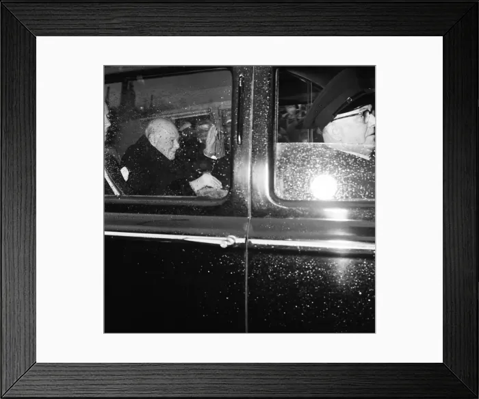 Framed Print : Winston Churchill attends the House Commons for the first time since November 1961