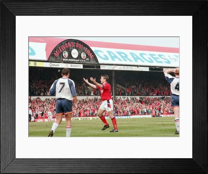 Framed Print : Middlesbrough v Luton Town, the last match played at Ayresome Park Framed Print : Middlesbrough v Luton Town, the last match played at Ayresome Park