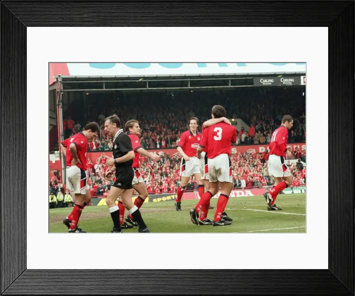 Framed Print : Middlesbrough v Luton Town, the last match played at Ayresome Park Framed Print : Middlesbrough v Luton Town, the last match played at Ayresome Park