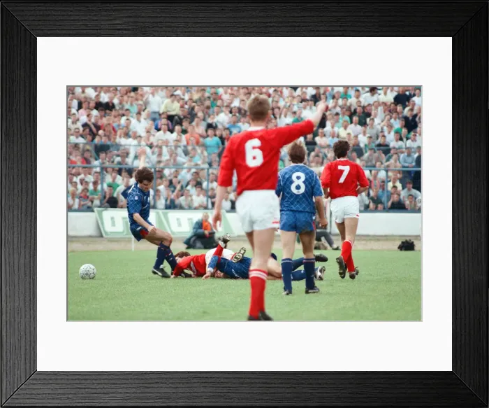 Framed Print : Chelsea 1 -0 Middlesbrough, 1988 Football League Second Division play-off Final Framed Print : Chelsea 1 -0 Middlesbrough, 1988 Football League Second Division play-off Final