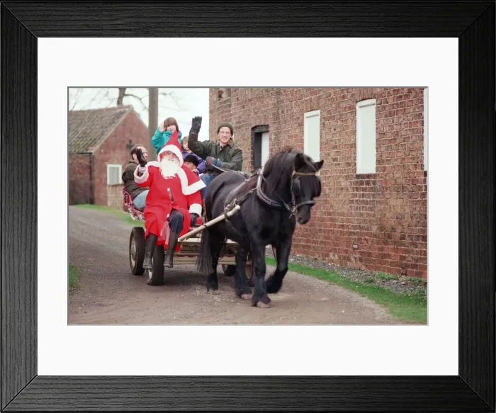 Framed Print : Santa Sledge ride at Newham Grange Country Farm. Middlesbrough, 17th December 1994 Framed Print : Santa Sledge ride at Newham Grange Country Farm. Middlesbrough, 17th December 1994