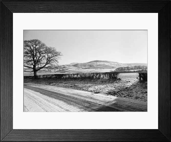 Framed Print : Countryside Scenes, Cleveland, North Yorkshire, 1st February 1980 Framed Print : Countryside Scenes, Cleveland, North Yorkshire, 1st February 1980