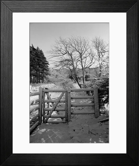 Framed Print : Countryside Scenes, Cleveland, North Yorkshire, 1st February 1980