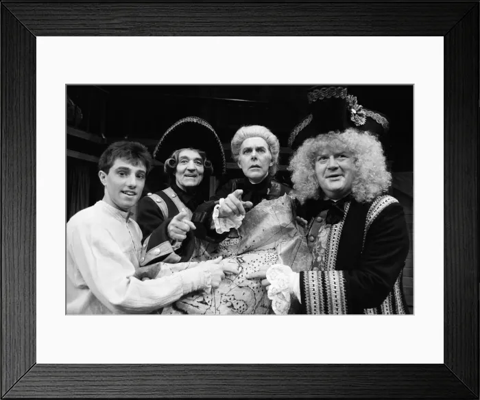 Framed Print : Treasure Island, Pantomime, Photo-call, Birmingham Repertory Theatre, Birmingham Framed Print : Treasure Island, Pantomime, Photo-call, Birmingham Repertory Theatre, Birmingham