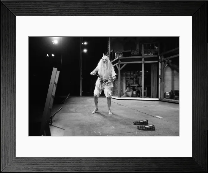 Framed Print : Treasure Island, Pantomime, Photo-call, Birmingham Repertory Theatre, Birmingham Framed Print : Treasure Island, Pantomime, Photo-call, Birmingham Repertory Theatre, Birmingham