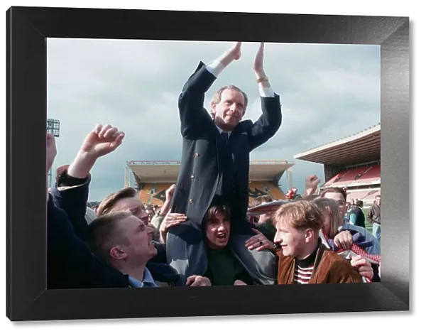 Boro manager Lennie Lawrence on the shoulders of fans. Wolverhampton Wanderers v
