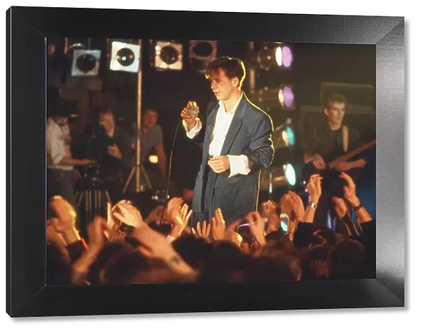 1984 Simple Minds, music group, performing o stage, Scotland, Circa March 1984