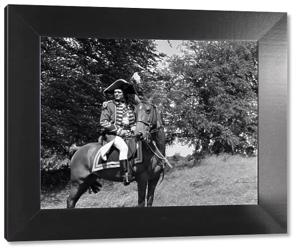 Laurence Olivier on the set of The Devils Disciple in Tring Park