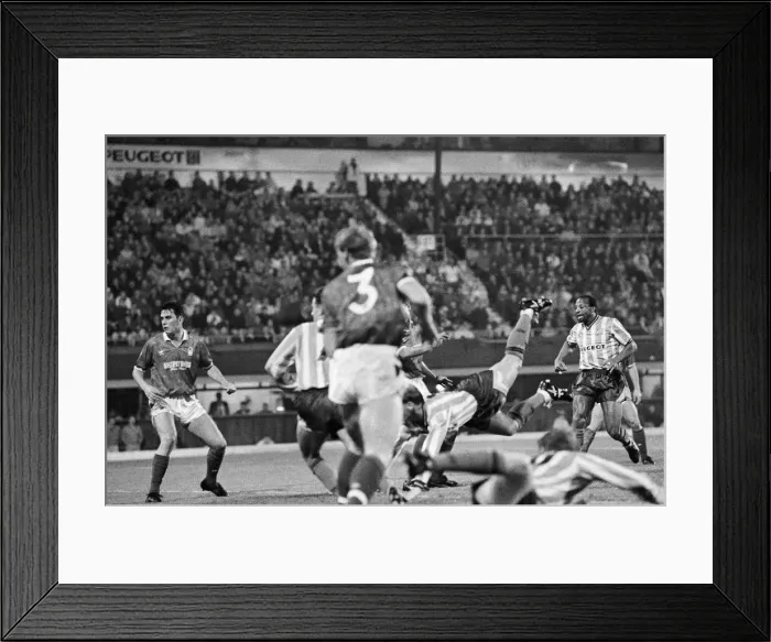 Framed Print : Coventry City 5 v Nottingham Forest 4. Fourth Round of the Rumbelows Cup
