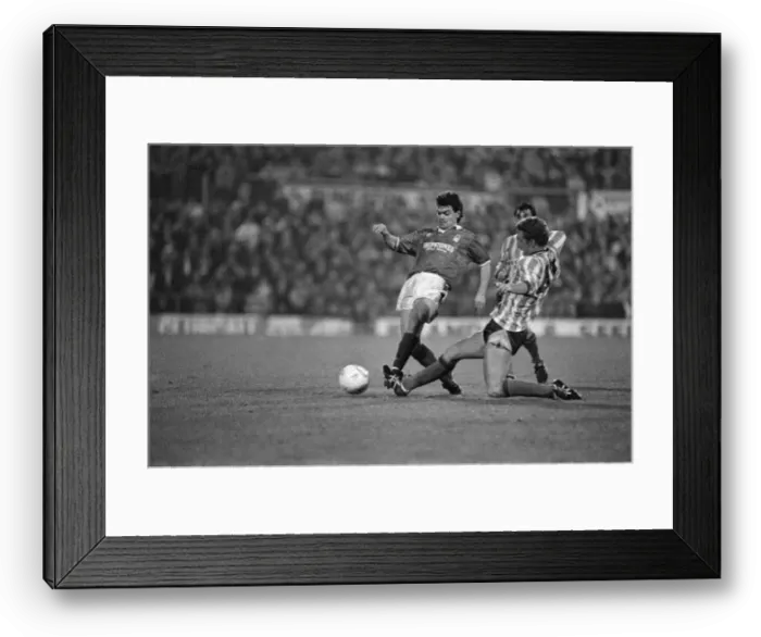 Framed Print : Coventry City 5 v Nottingham Forest 4. Fourth round of the Rumbelows Cup Framed Print : Coventry City 5 v Nottingham Forest 4. Fourth round of the Rumbelows Cup
