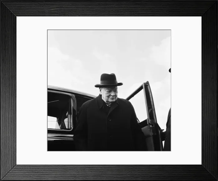 Framed Print : Winston Churchill pictured at London airport before his flight to the United States of Framed Print : Winston Churchill pictured at London airport before his flight to the United States of