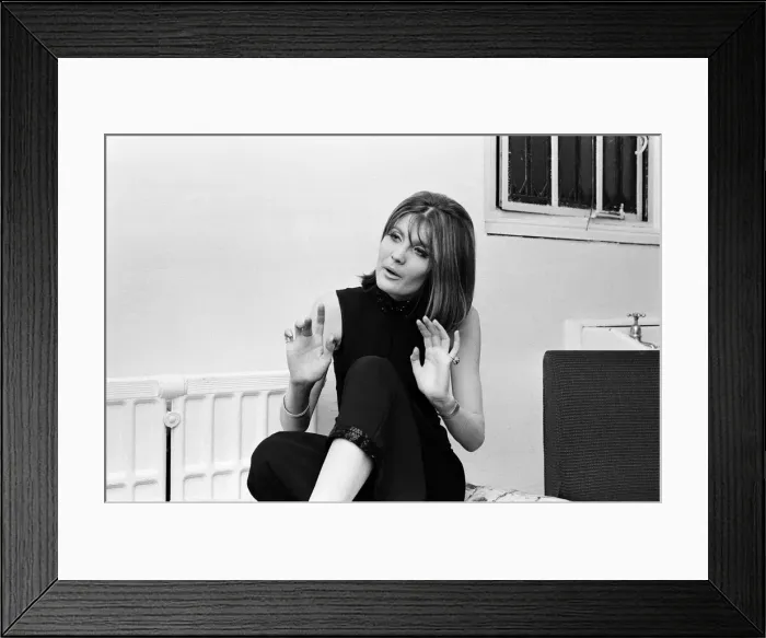 Framed Print : Sandie Shaw appears on the ABC Television Show Doddys Music Box