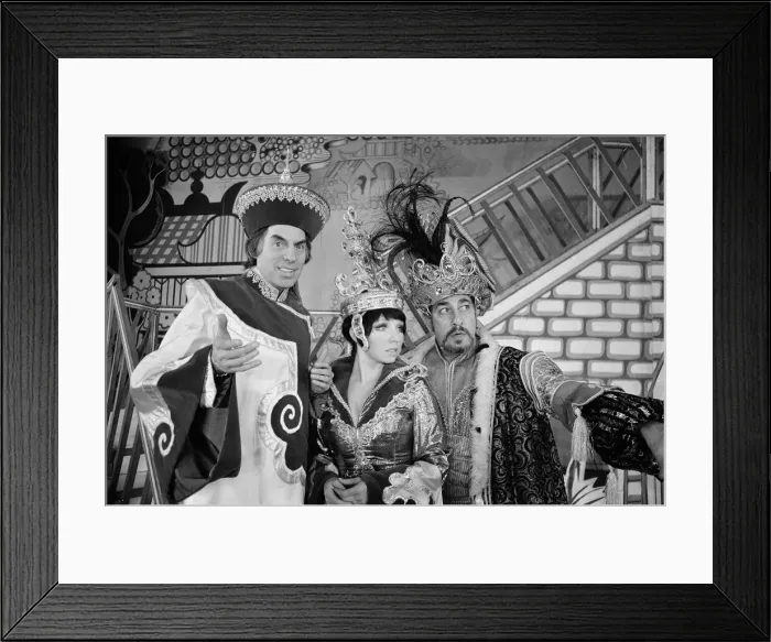 Framed Print : Aladdin, Pantomime, Photo-call, Birmingham Hippodrome, 20th December 1974 Framed Print : Aladdin, Pantomime, Photo-call, Birmingham Hippodrome, 20th December 1974