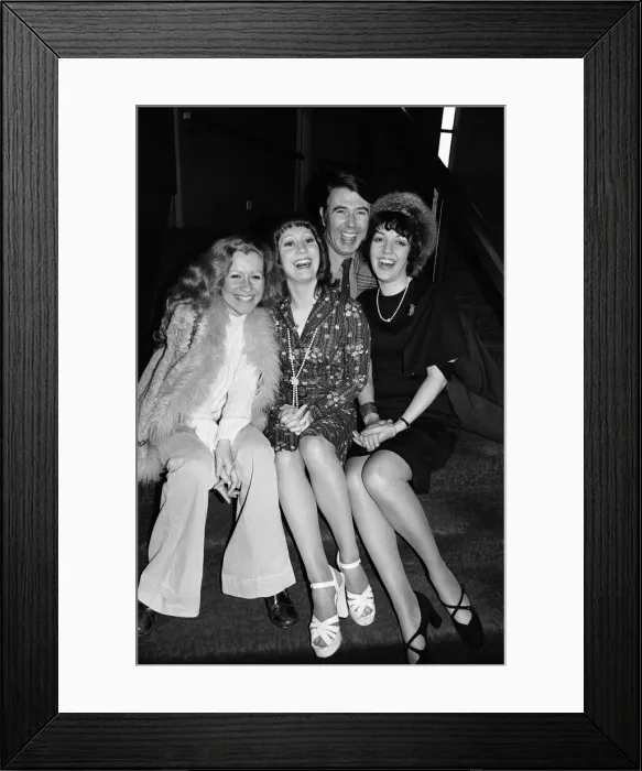 Framed Print : Babes in the Wood, Pantomime, Photo-call, cast members arrive for first day of rehearsals Framed Print : Babes in the Wood, Pantomime, Photo-call, cast members arrive for first day of rehearsals