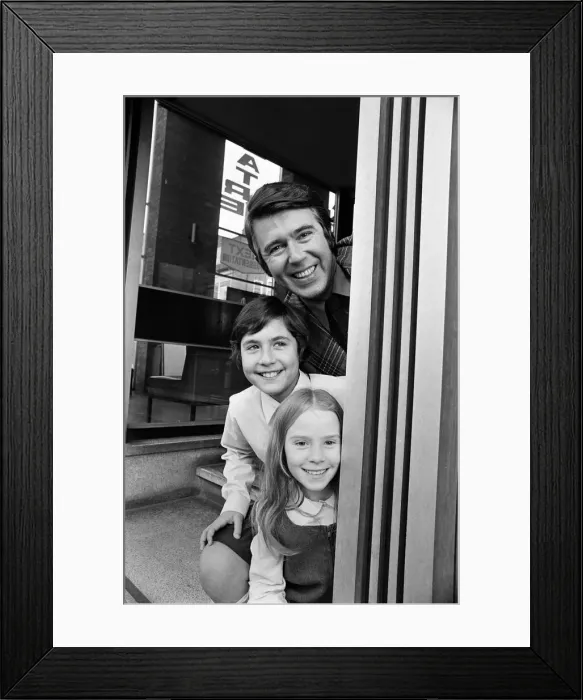 Framed Print : Babes in the Wood, Pantomime, Photo-call, cast members arrive for first day of rehearsals Framed Print : Babes in the Wood, Pantomime, Photo-call, cast members arrive for first day of rehearsals