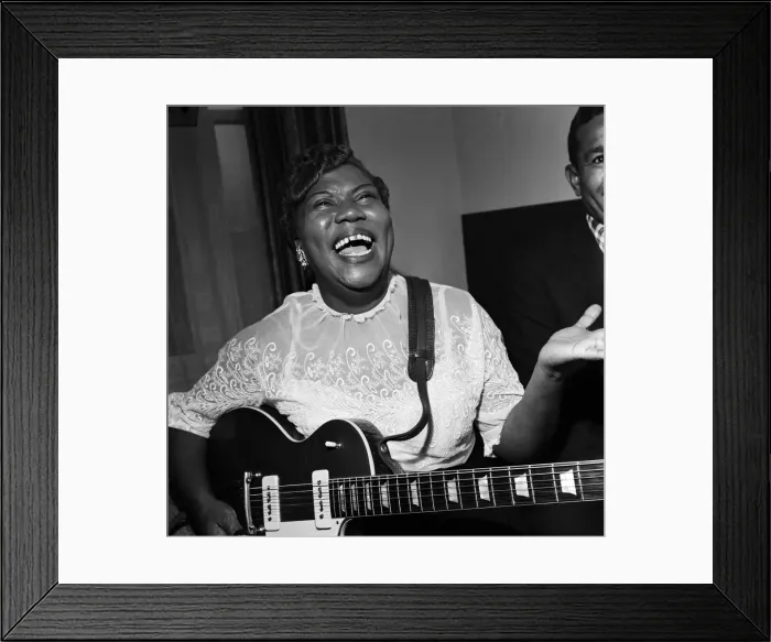 Framed Print : Sister Rosetta Tharpe giving a performance on her guitar. London, 21st November 1957 Framed Print : Sister Rosetta Tharpe giving a performance on her guitar. London, 21st November 1957