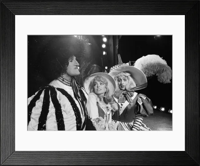 Framed Print : Cinderella Pantomime, Photo-call, Alexandra Theatre, Birmingham, 20th December 1984 Framed Print : Cinderella Pantomime, Photo-call, Alexandra Theatre, Birmingham, 20th December 1984