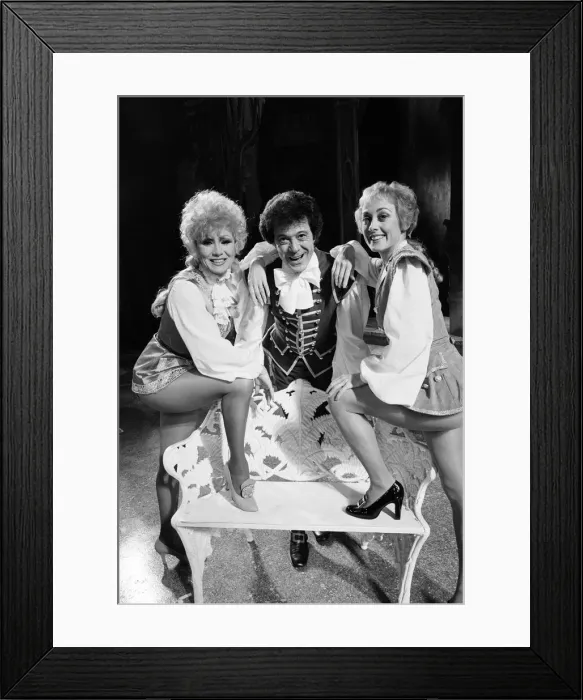 Framed Print : Cinderella Pantomime, Photo-call, Alexandra Theatre, Birmingham, 20th December 1984 Framed Print : Cinderella Pantomime, Photo-call, Alexandra Theatre, Birmingham, 20th December 1984
